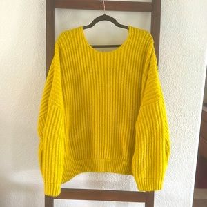 Reversible long sleeved cropped sweater